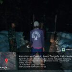 Babinsa Tanpa Kenal Waktu Dampingi Bulog Serap Gabah Kering Panen Petani