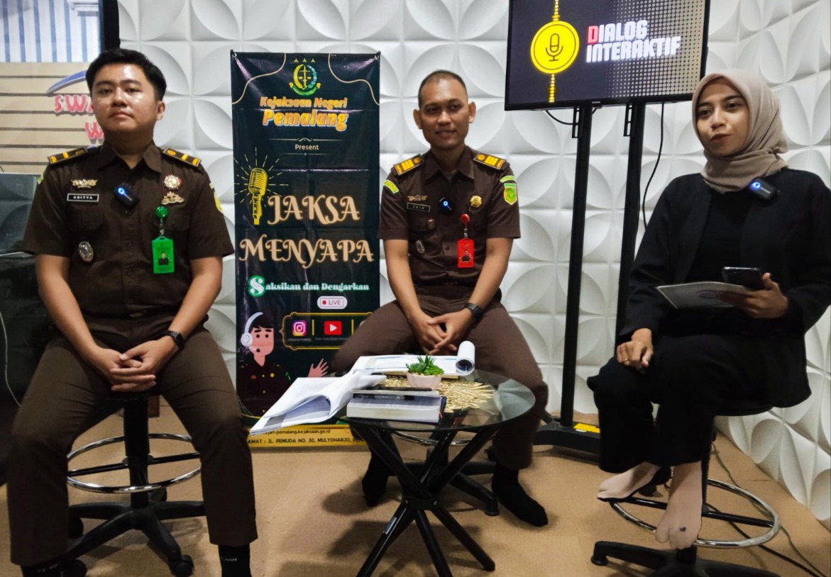 0b2e7ef3dc6aa77a4bdbed3ed7df32aead787a940b8bdae7aefe8994fa5193ac.0