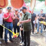 Kembangkan Wisata Curug Bengkawah, Bupati Apresiasi Kontribusi Mahasiswa KKN UGM