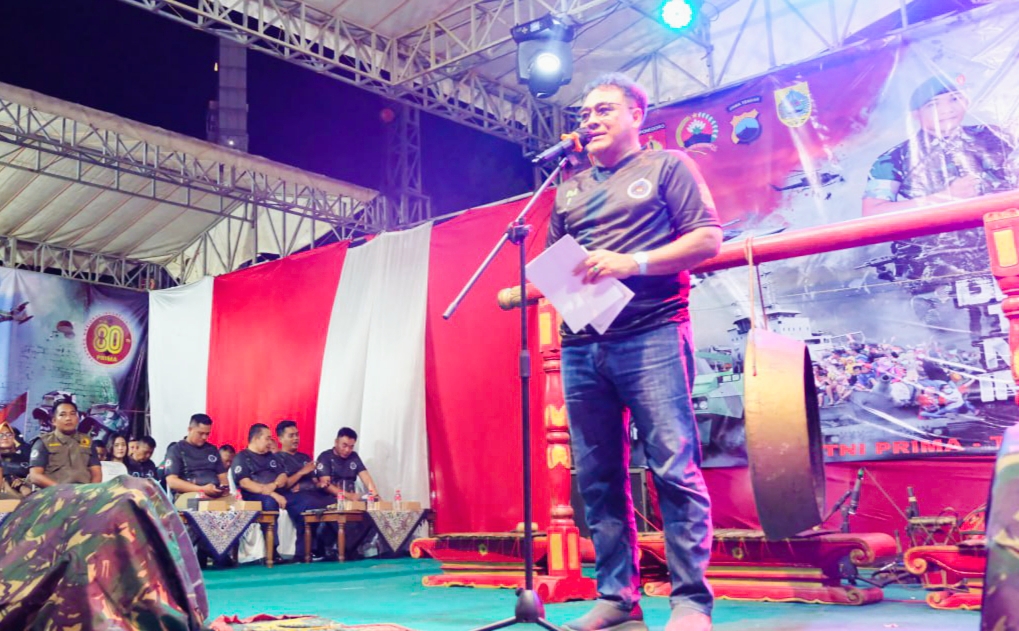 e943db6f8ff24bae9b05321bf2b1aeba6d2df7d1e8fb5db2e1dcd029945b8fd6.0