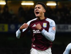 Ollie Watkins Tegaskan Mental Aston Villa: Tak Harus Indah, yang Penting Menang