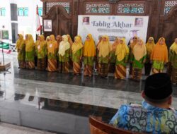 Bupati Anom Kukuhkan 26 Pengurus Korps Mubalighat Aisyiyah Pemalang, Tekankan Peran Teladan bagi Perempuan dan Anak