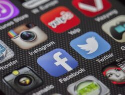 Warga Malas Beli HP Baru, Harga Smartphone Diprediksi Naik Tahun Depan