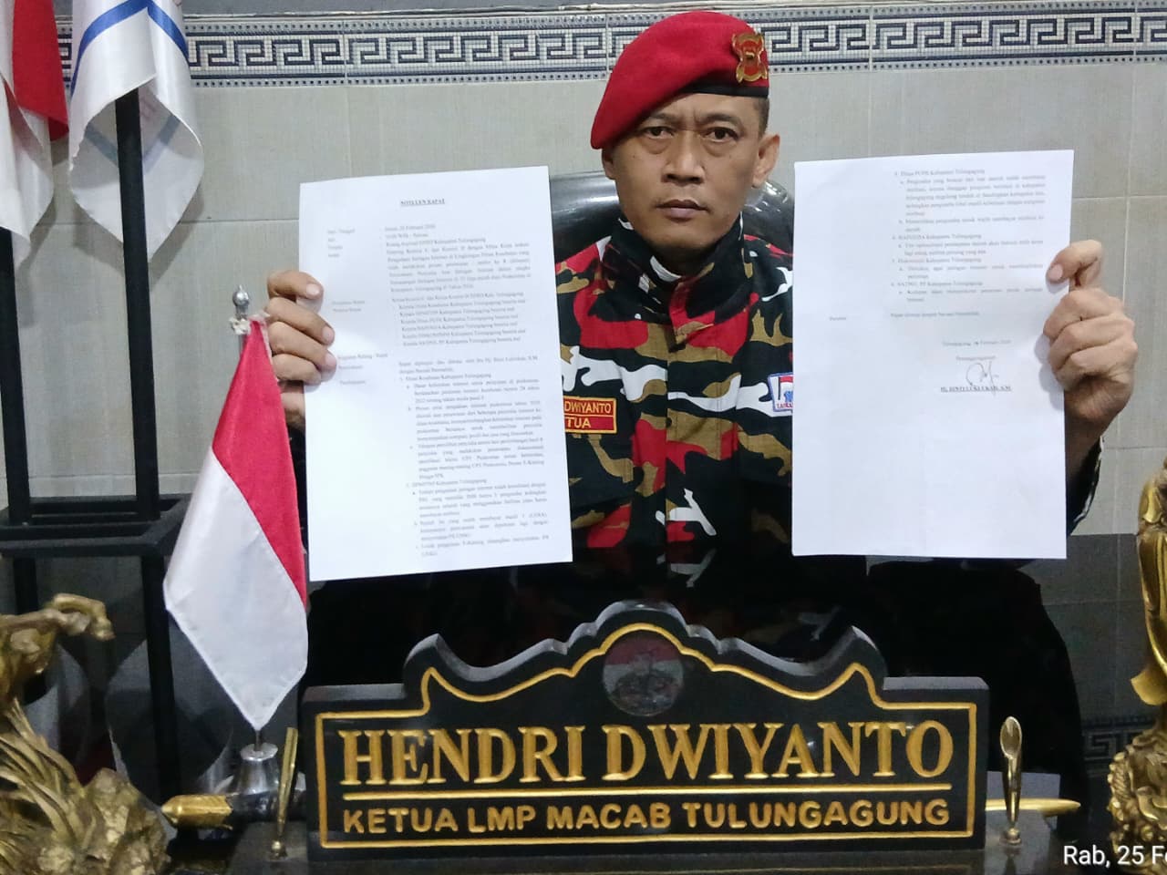 LMP Pertanyakan Nyali Pemkab Tulungagung: Vendor Borong Tender Banyak Instansi, Tapi PBUMKU Belum Lengkap! 6 WhatsApp Image 2026 02 25 at 17.55.00