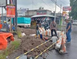 Optimalkan Jaringan, Perumda Tirta Mulia Lakukan Perbaikan Pipa 14 Inci di Jalan Jenderal Sudirman