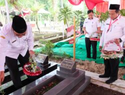 HUT ke 455 Banjarnegara: Pj Sekda Ziarah ke Makam Mantan Bupati Endro Suwaryo di Pemalang