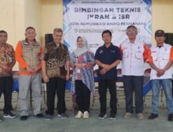 Tingkatkan Keselamatan di Laut, Nelayan Asemdoyong Pemalang Ikuti Bimtek Legalitas Radio Komunikasi