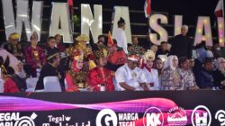 Tegal Membara di Malam Hari: 57 Kontingen Pukau Ribuan Penonton Slawi Night Carnival 2026
