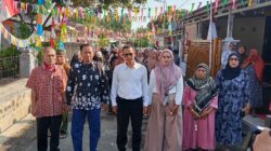 Meriah! Ratusan Warga Antar Surino Daftar Bakal Kades Lodaya Randudongkal