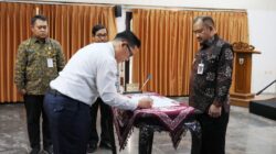 Bupati Pemalang Lantik Budi Harsudiono Sebagai Dirut Perumda Tirta Mulia 2026–2031, Tekankan Pembenahan Layanan dan Pencapaian Target Laba 13 IMG 20260724 194718 1 scaled 1