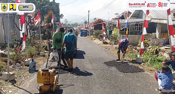Wujud Pelayanan Publik Tanggap, DPUPR Pemalang Rampungkan Sapu Lobang di Jalan Gombong